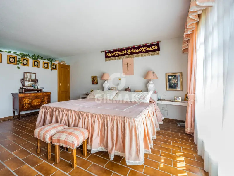 Villa in Collado Mediano / Becerril - Madrid