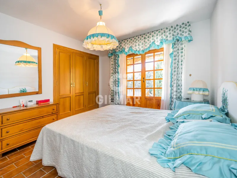 Villa in Collado Mediano / Becerril - Madrid