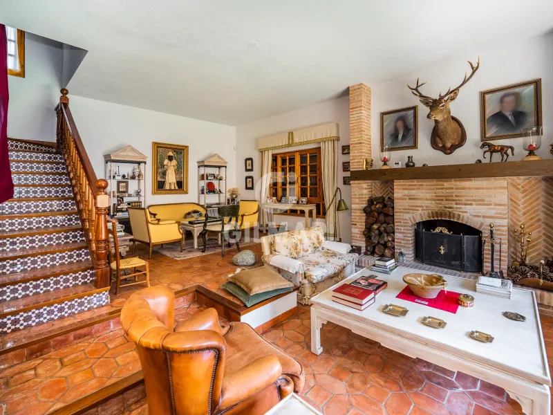 Villa in Collado Mediano / Becerril - Madrid