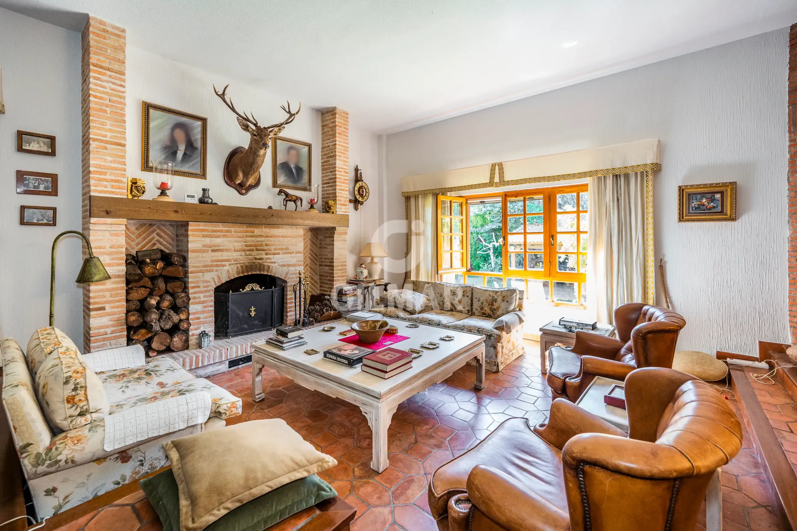 Villa in Collado Mediano / Becerril - Madrid