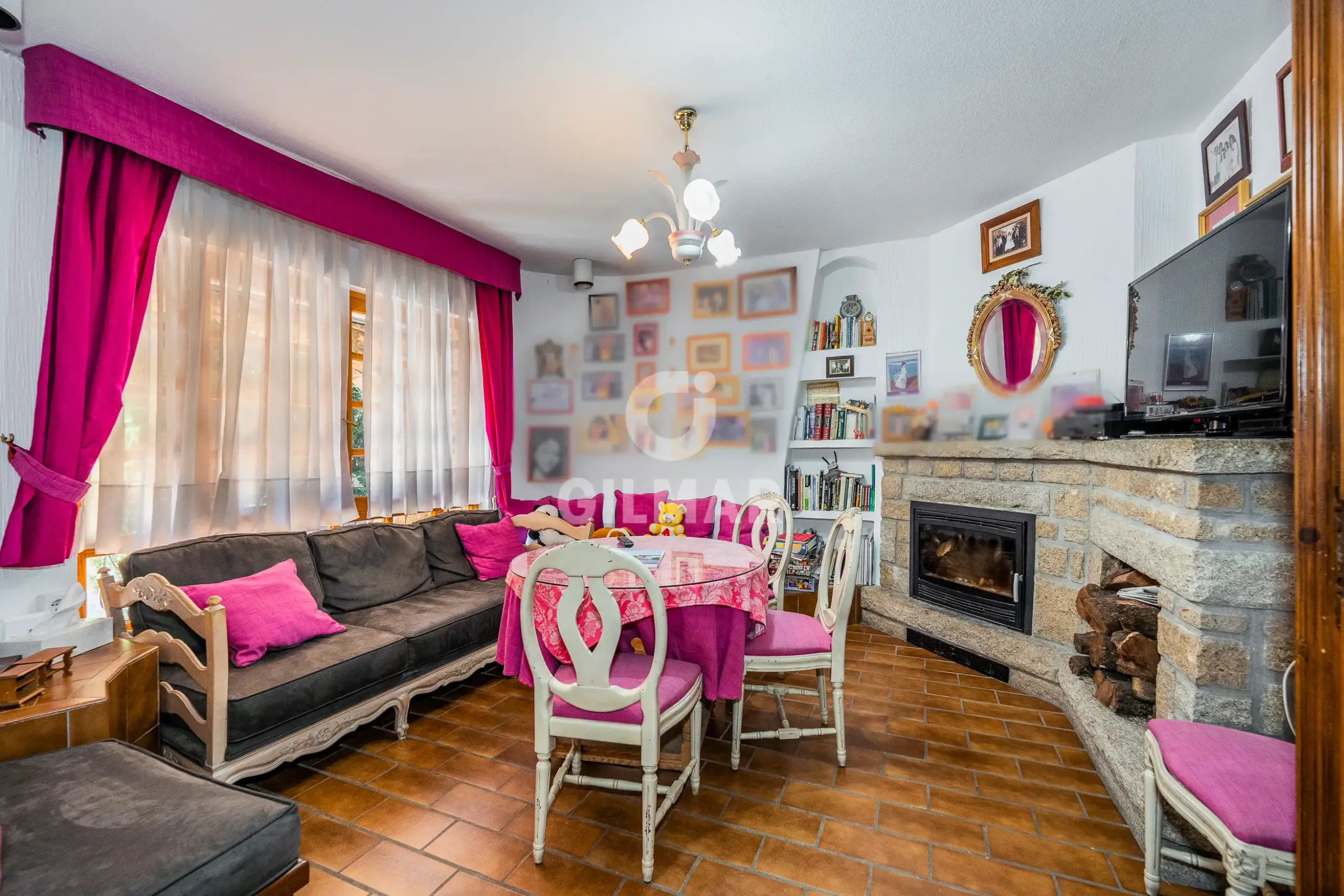 Villa in Collado Mediano / Becerril - Madrid
