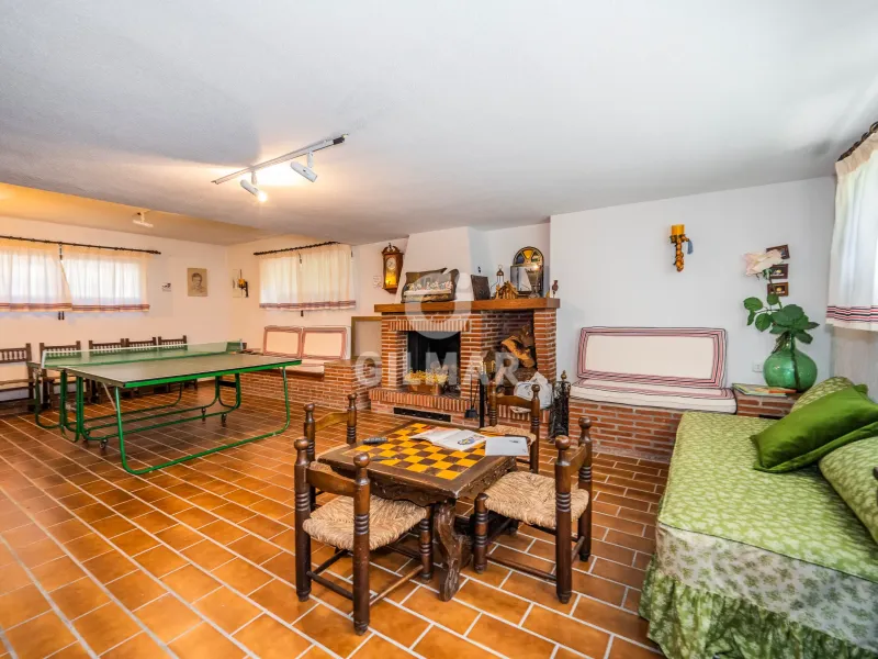 Villa in Collado Mediano / Becerril - Madrid