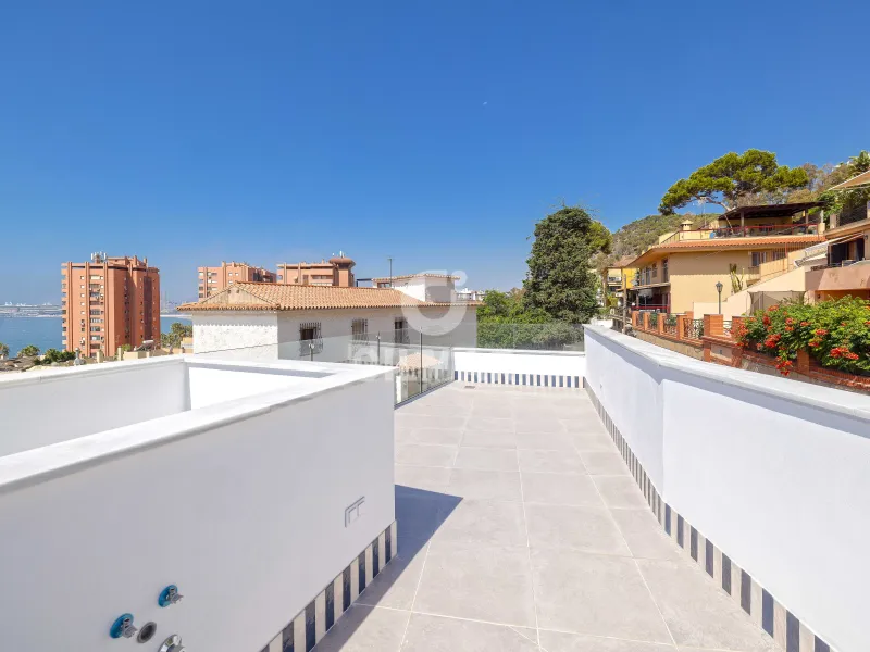 Duplex penthouse in Málaga Este - Málaga