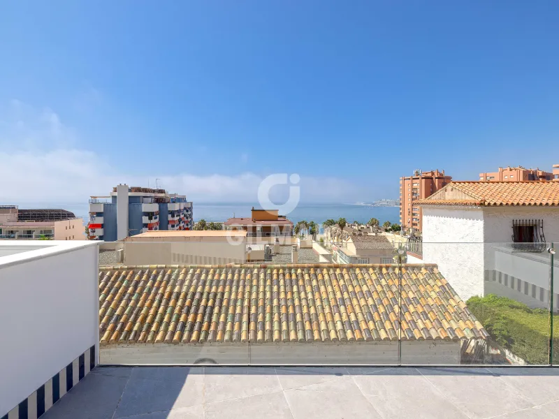 Duplex penthouse in Málaga Este - Málaga