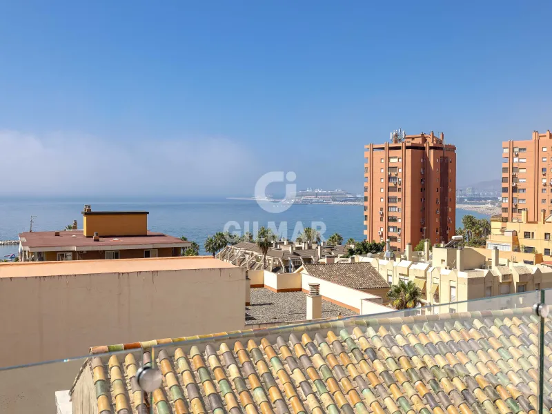 Duplex penthouse in Málaga Este - Málaga