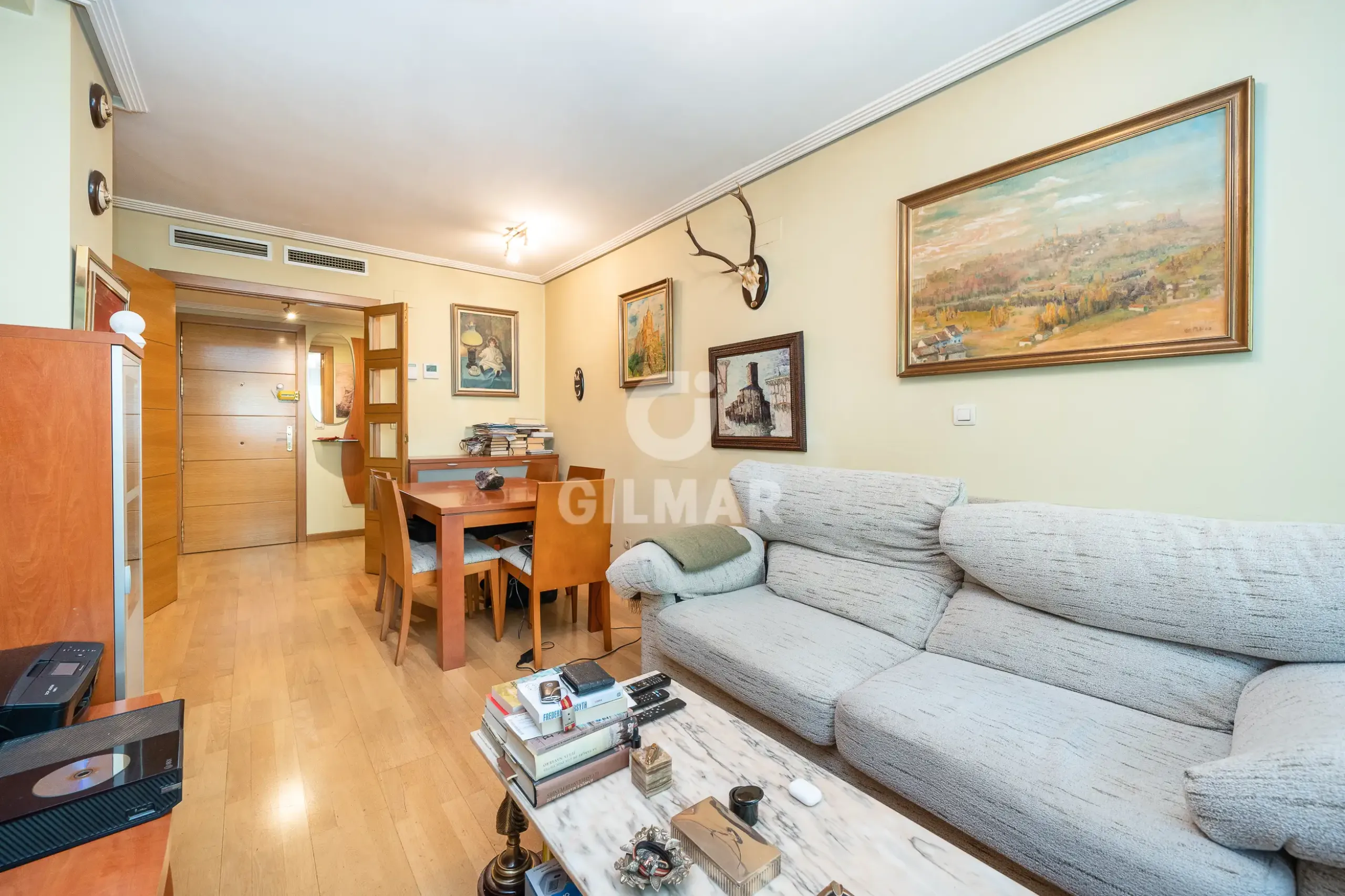 Apartment in Alameda de Osuna - Madrid
