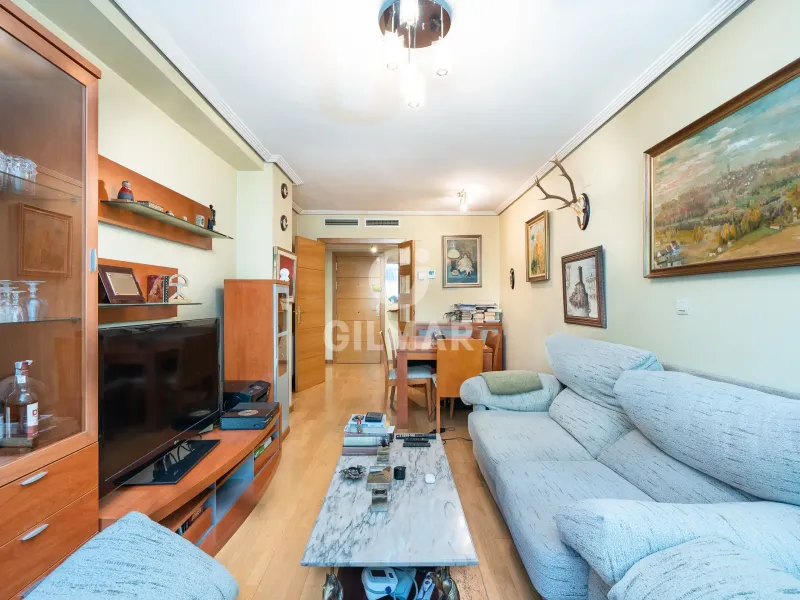 Apartment in Alameda de Osuna - Madrid