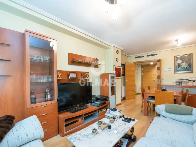 Apartment in Alameda de Osuna - Madrid