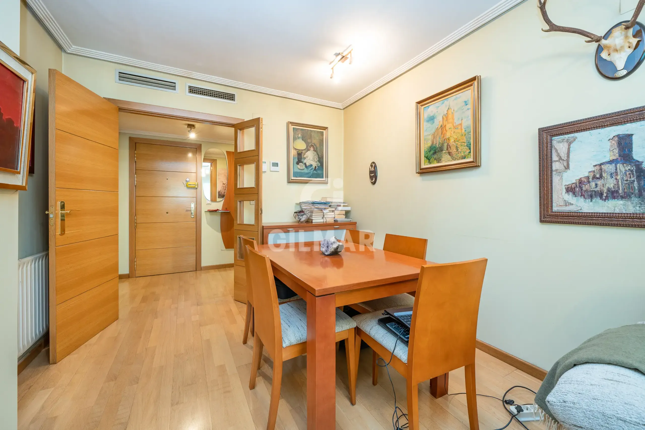 Apartment in Alameda de Osuna - Madrid
