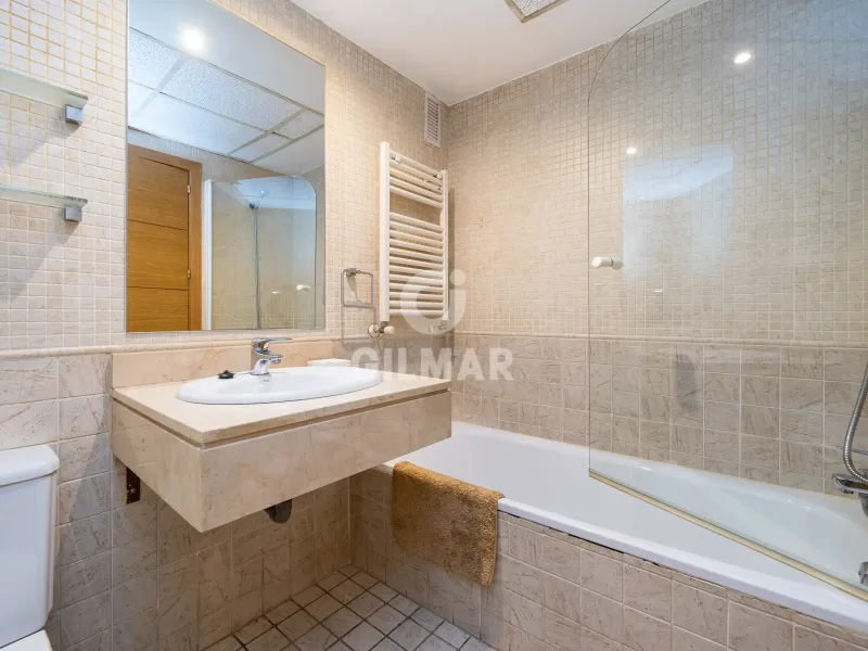Apartment in Alameda de Osuna - Madrid