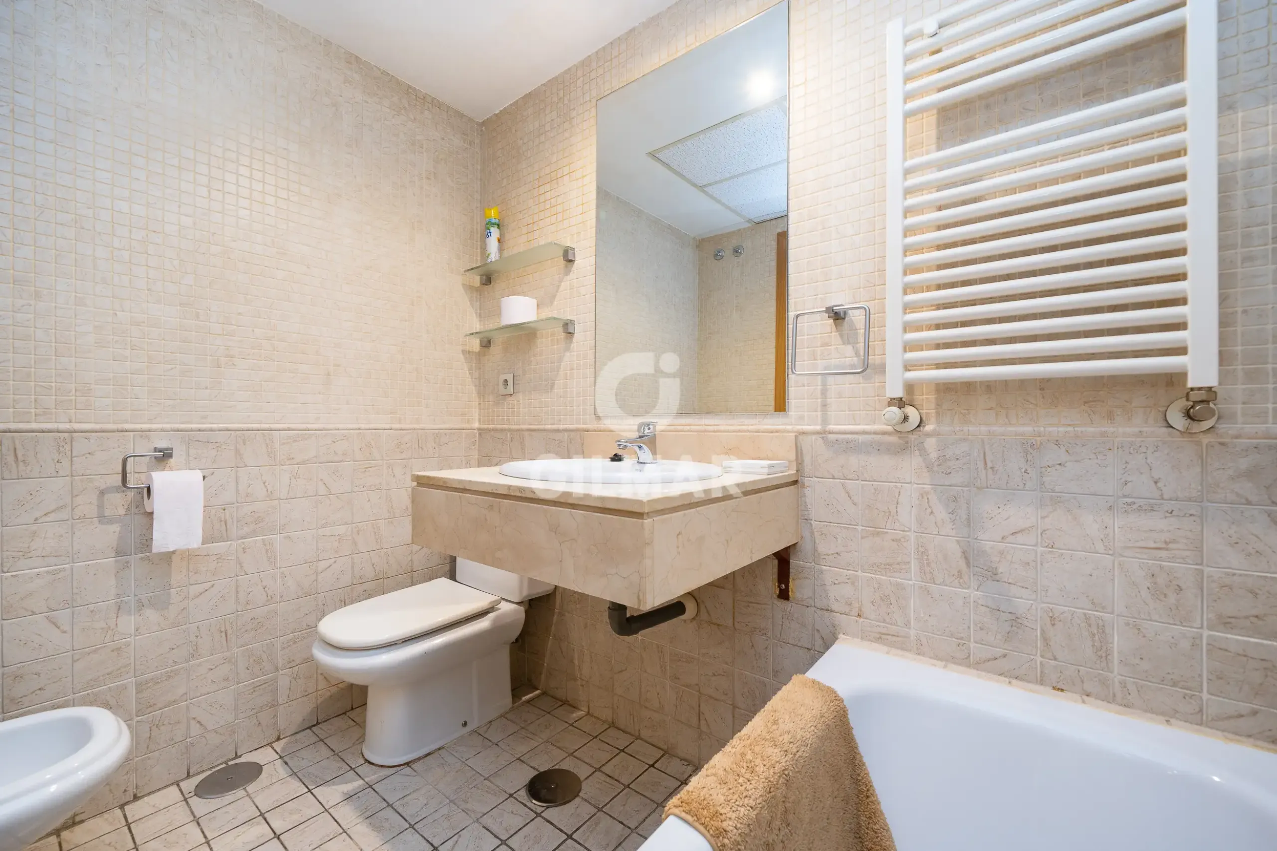 Apartment in Alameda de Osuna - Madrid