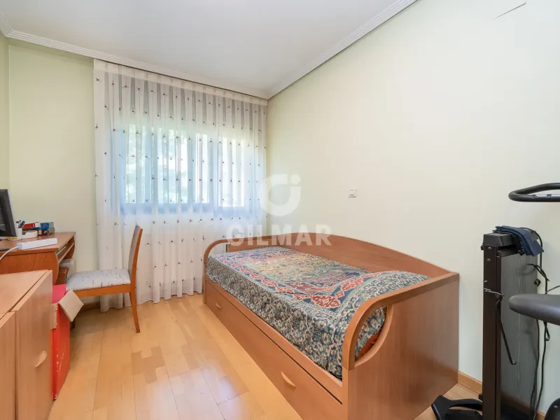 Apartment in Alameda de Osuna - Madrid