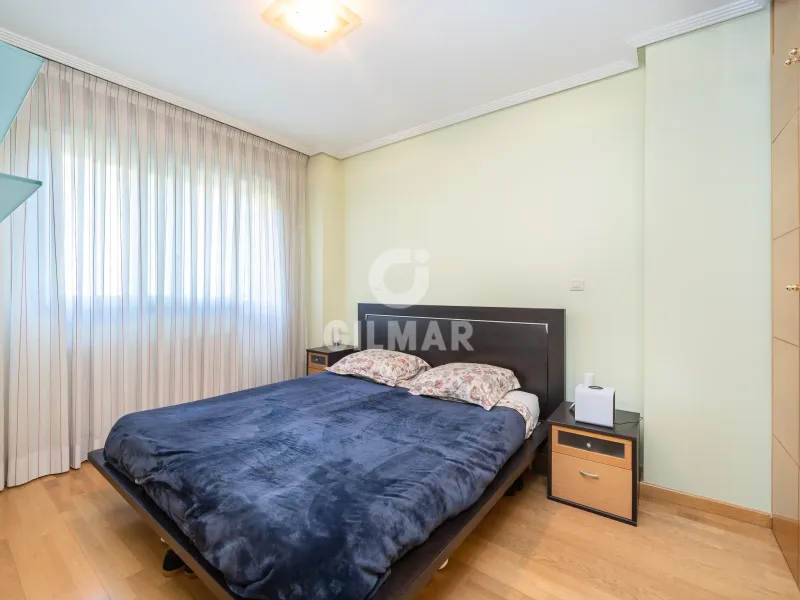 Apartment in Alameda de Osuna - Madrid
