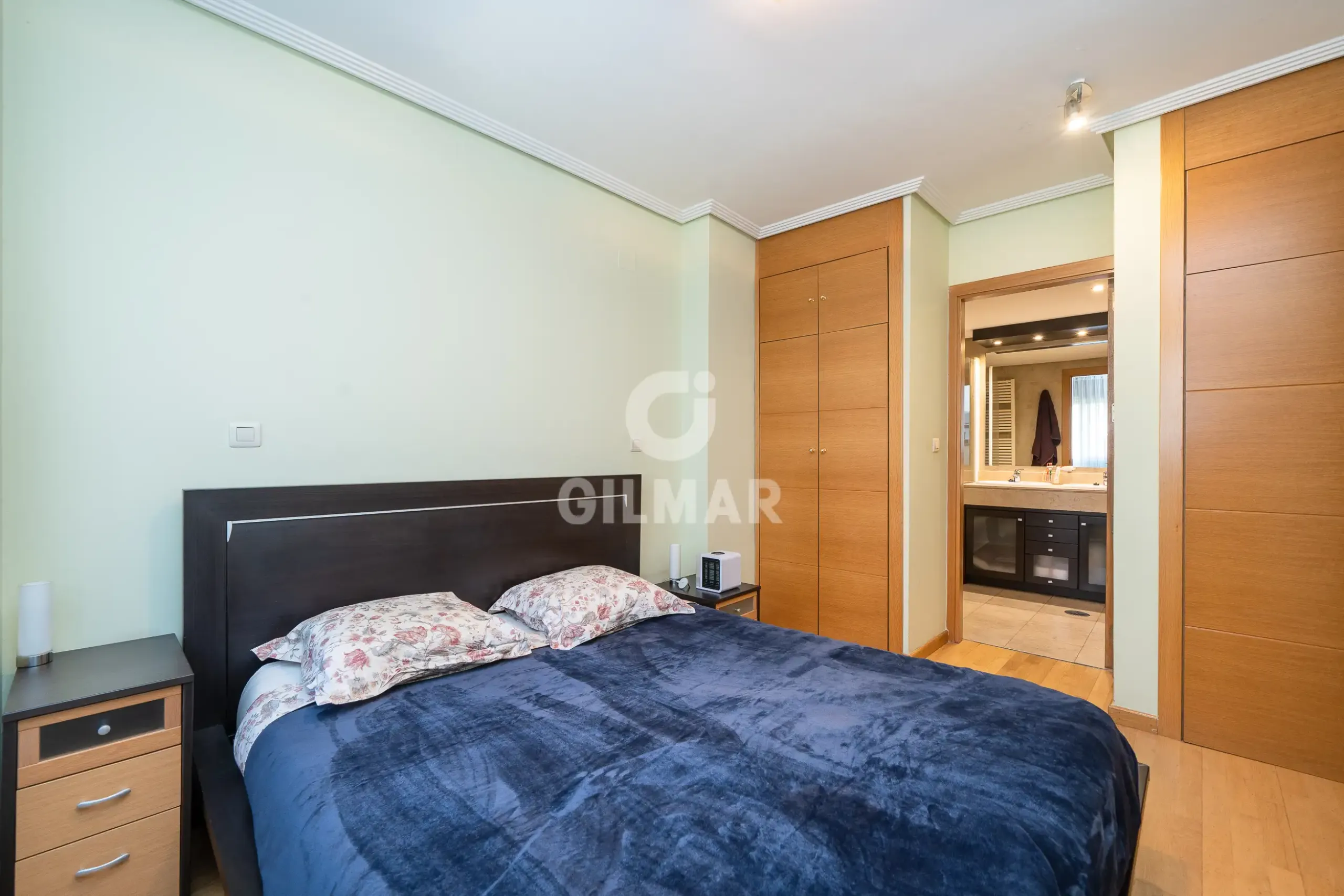 Apartment in Alameda de Osuna - Madrid
