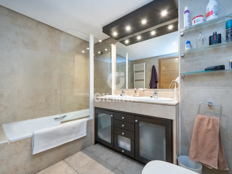 Apartment in Alameda de Osuna - Madrid