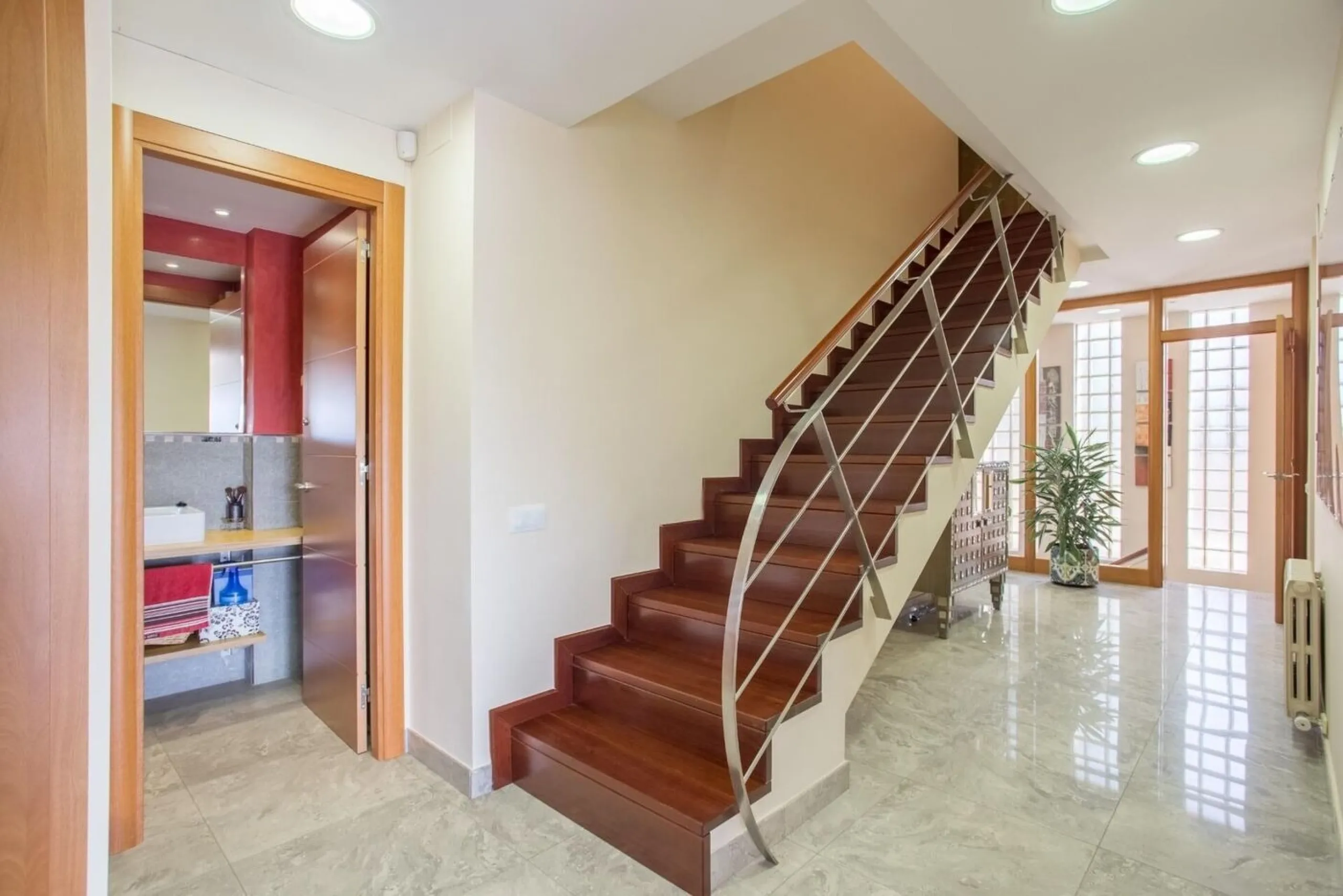 Luxury Villa with Infinity Pool and Exclusive Design in Sant Vicenс de Montalt, Barcelona 