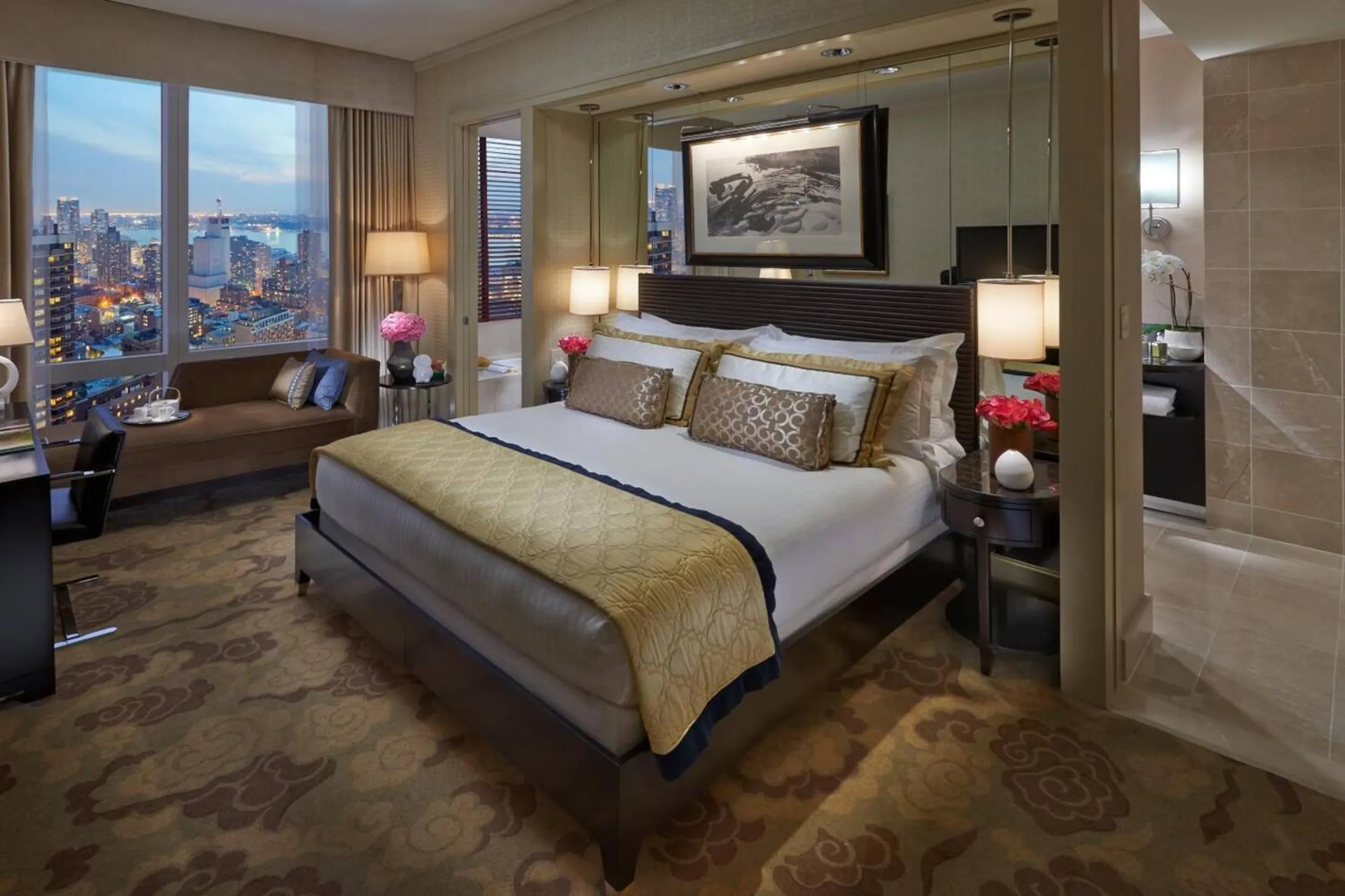 Landmark large-scale hotel in Madrid with high investment potential