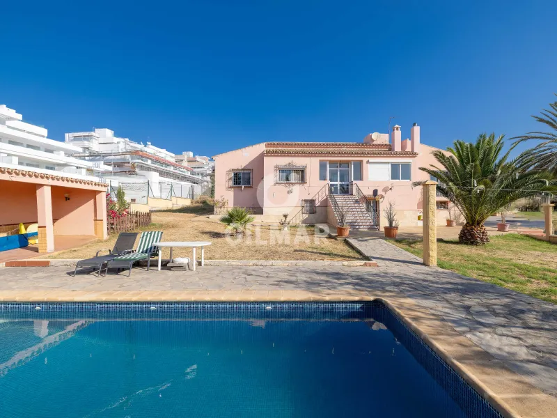 Villa in Estepona - Málaga