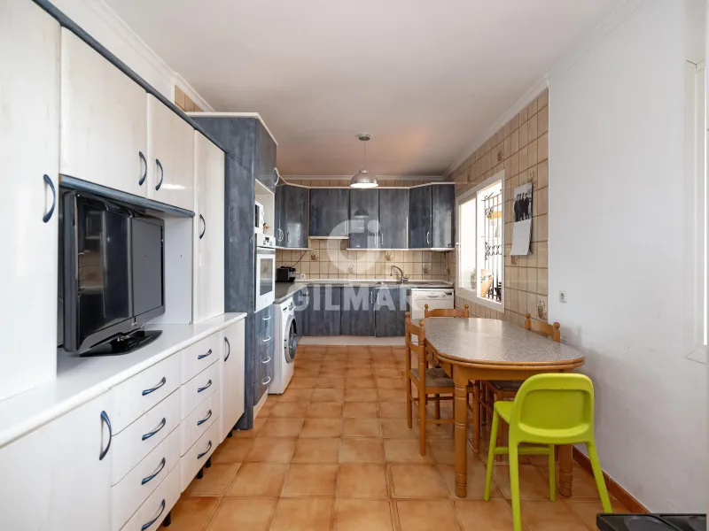 Chalet Independiente en Estepona - Málaga