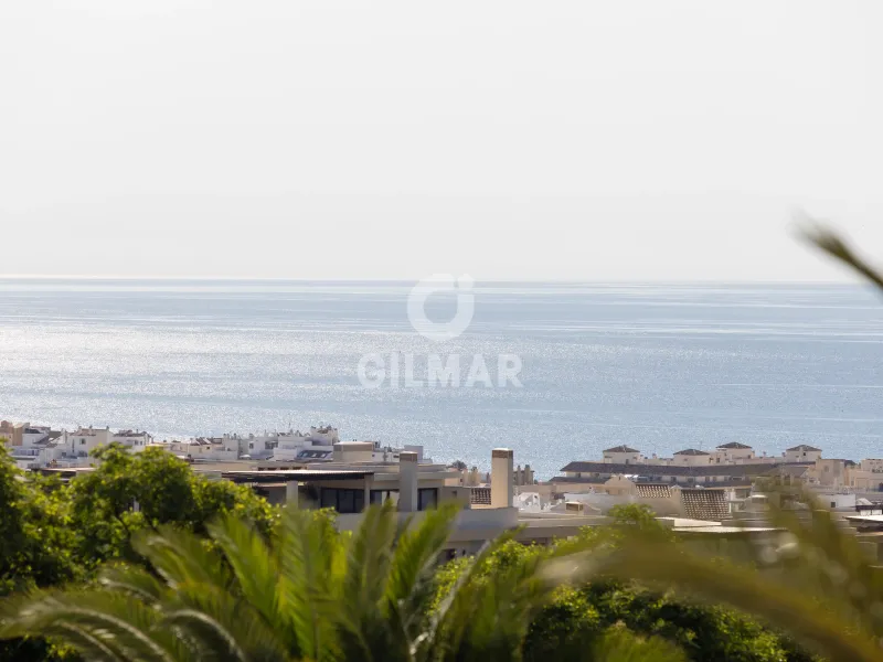Chalet Independiente en Estepona - Málaga
