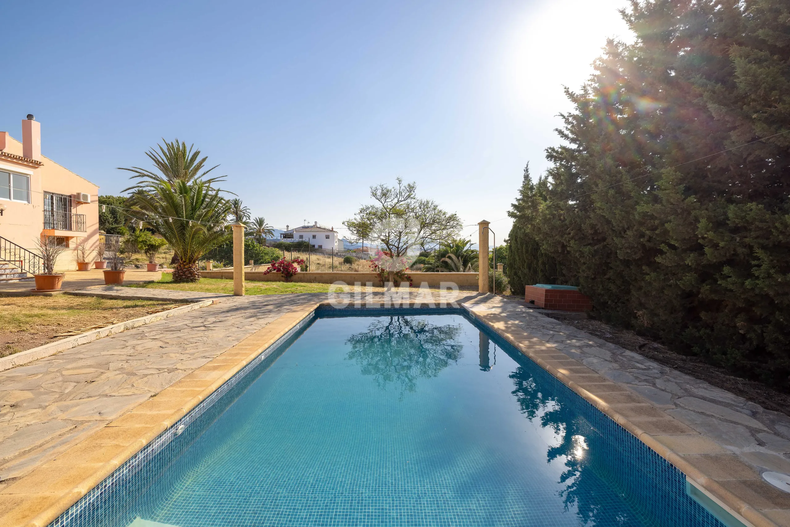 Chalet Independiente en Estepona - Málaga