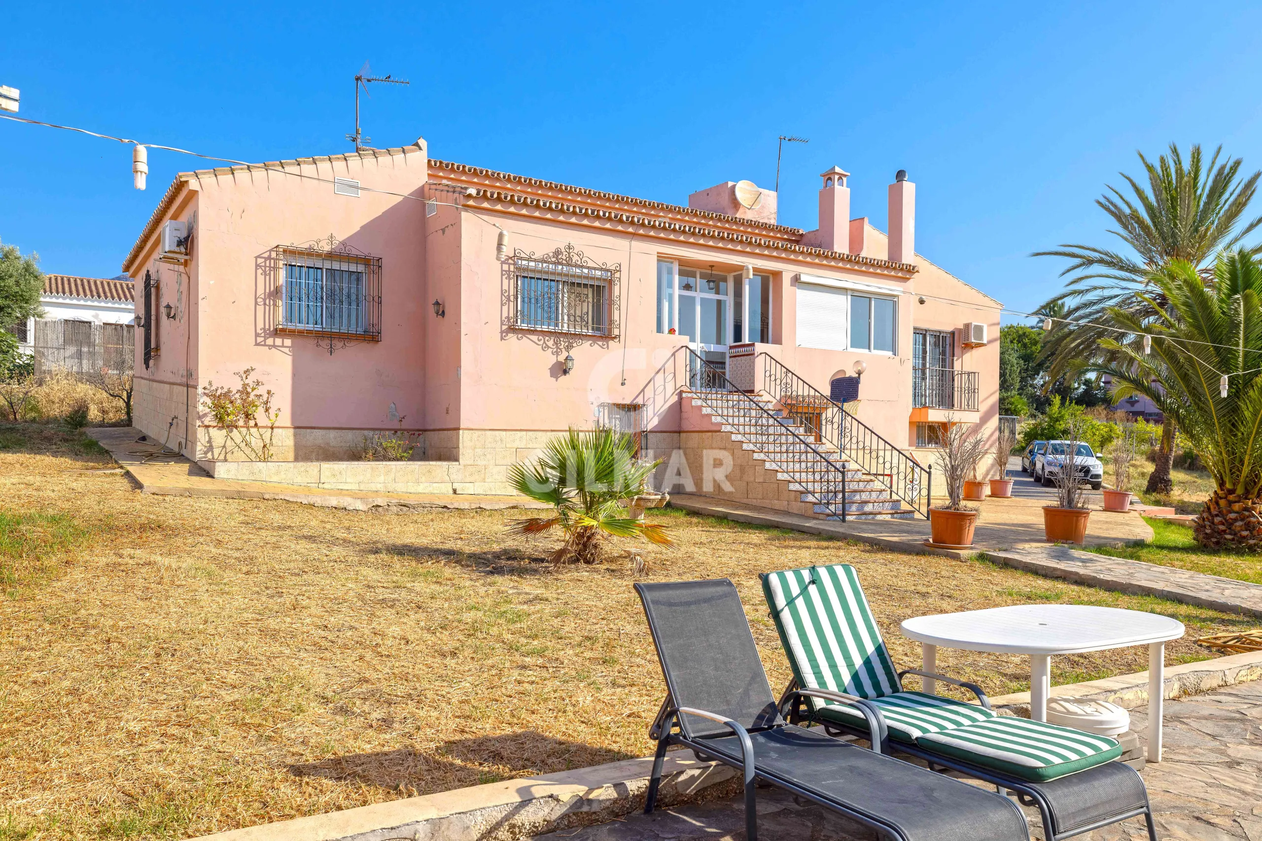 Chalet Independiente en Estepona - Málaga