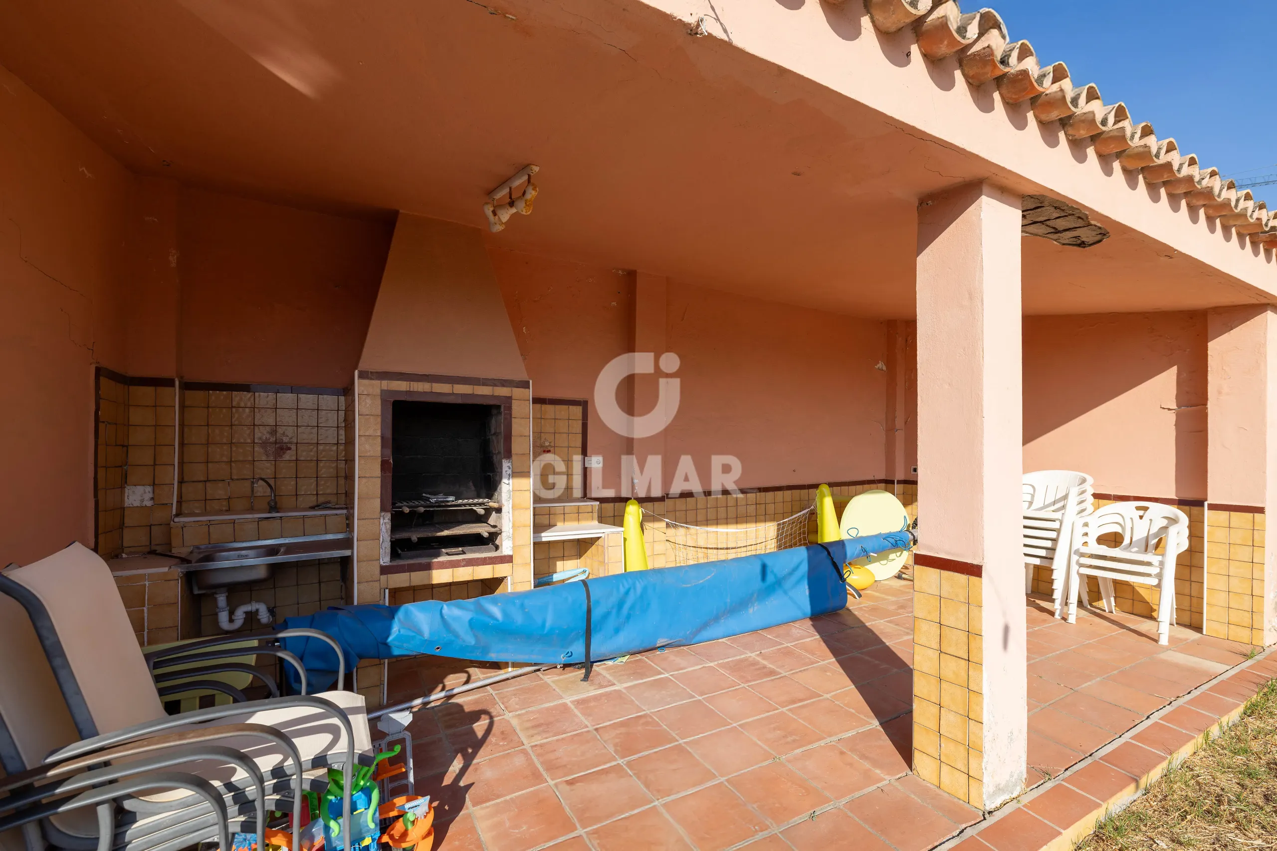 Chalet Independiente en Estepona - Málaga