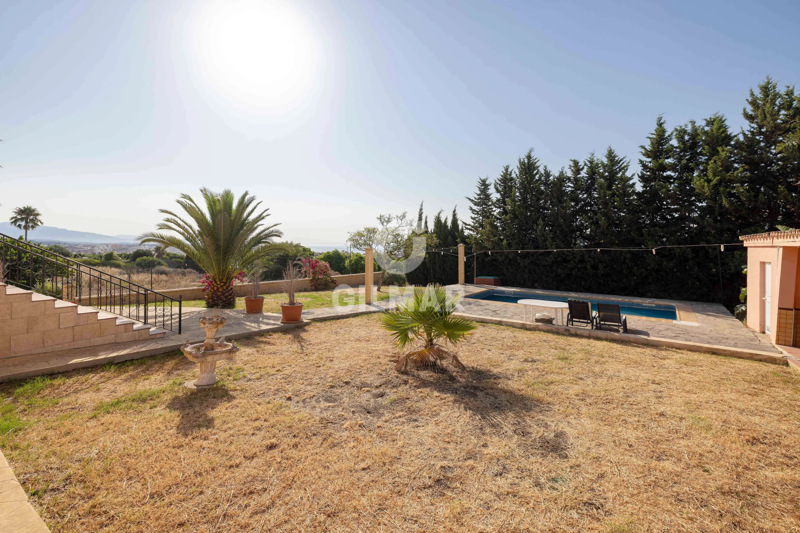 Chalet Independiente en Estepona - Málaga