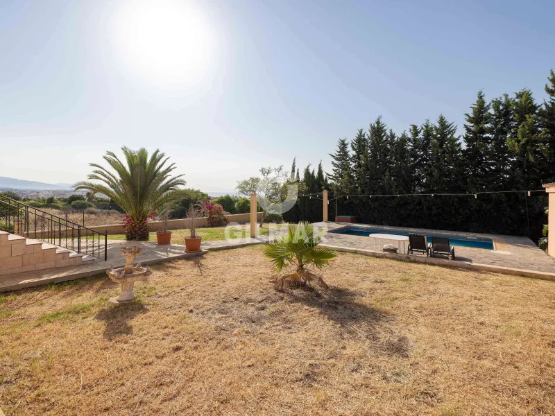 Chalet Independiente en Estepona - Málaga