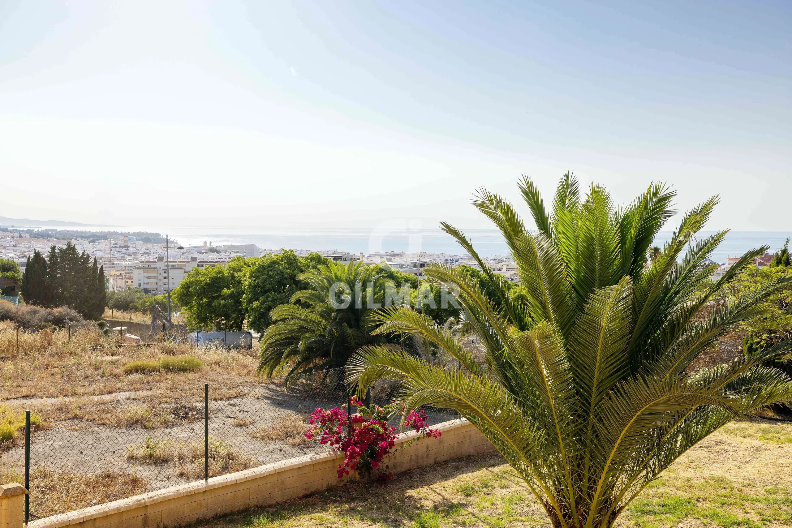 Chalet Independiente en Estepona - Málaga