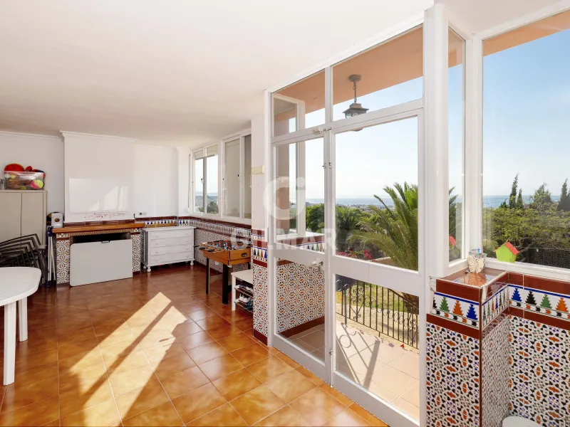 Chalet Independiente en Estepona - Málaga