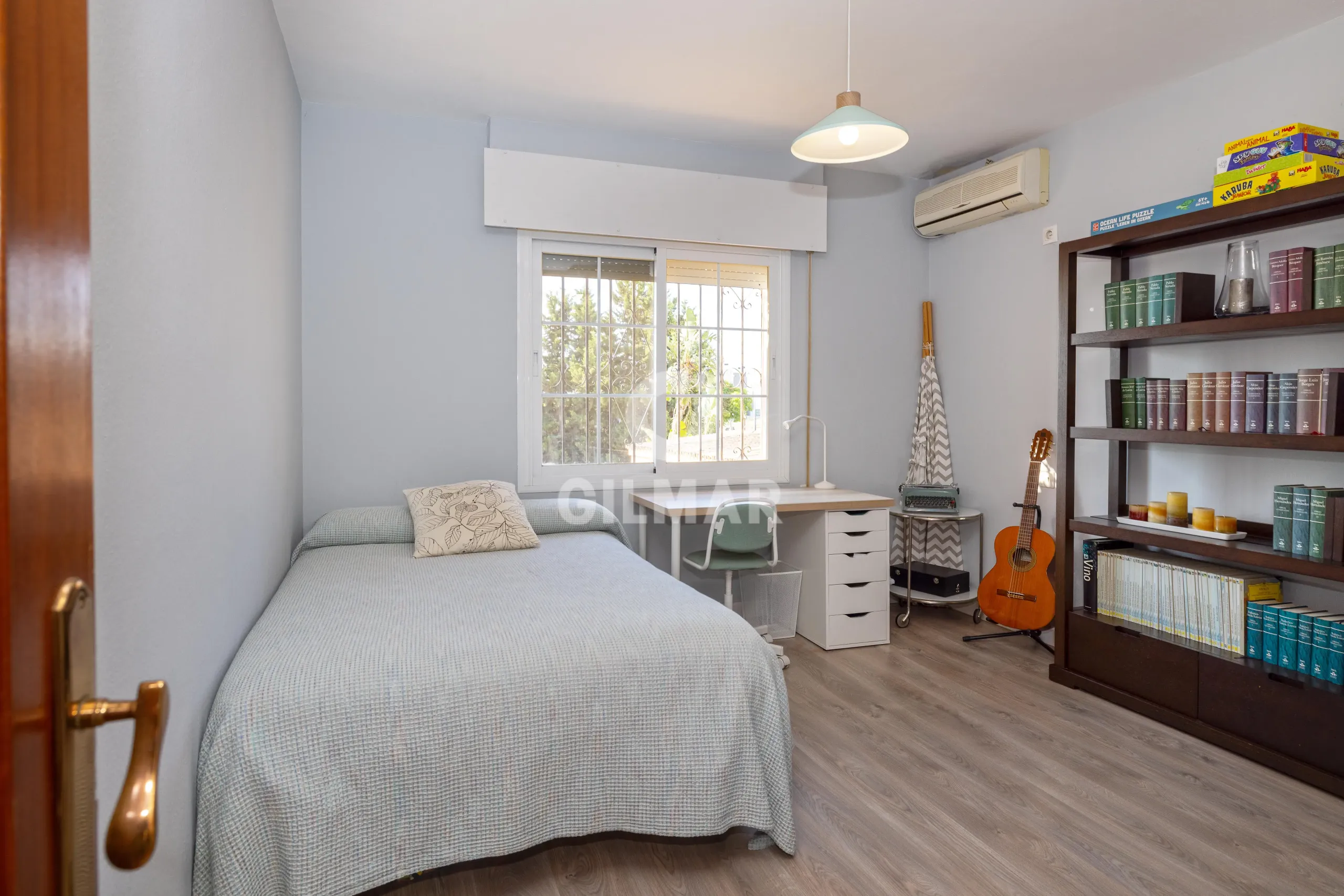 Chalet Independiente en Estepona - Málaga