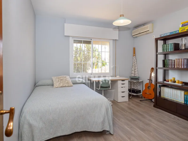 Chalet Independiente en Estepona - Málaga