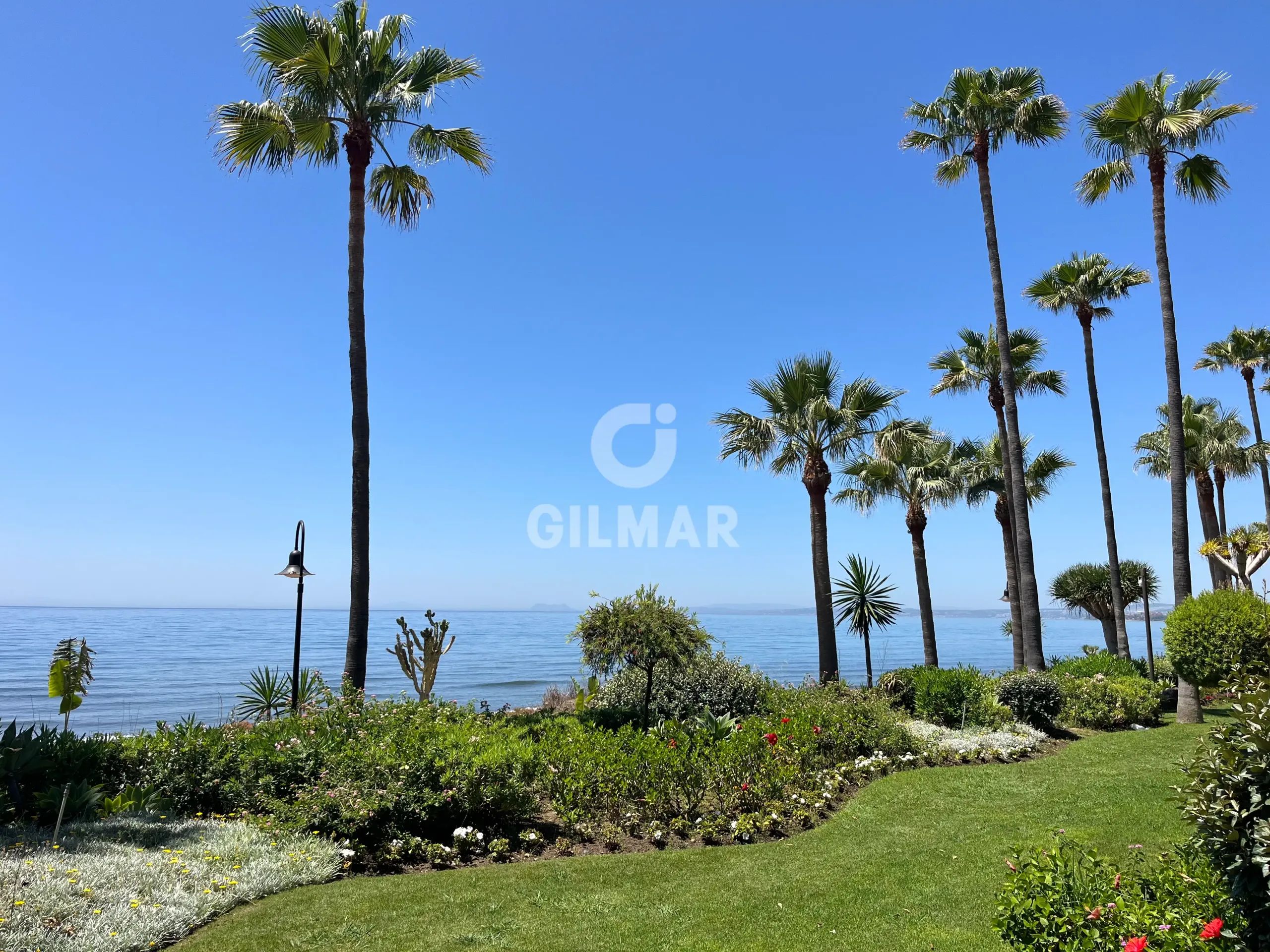 Apartment in Estepona Este - Málaga