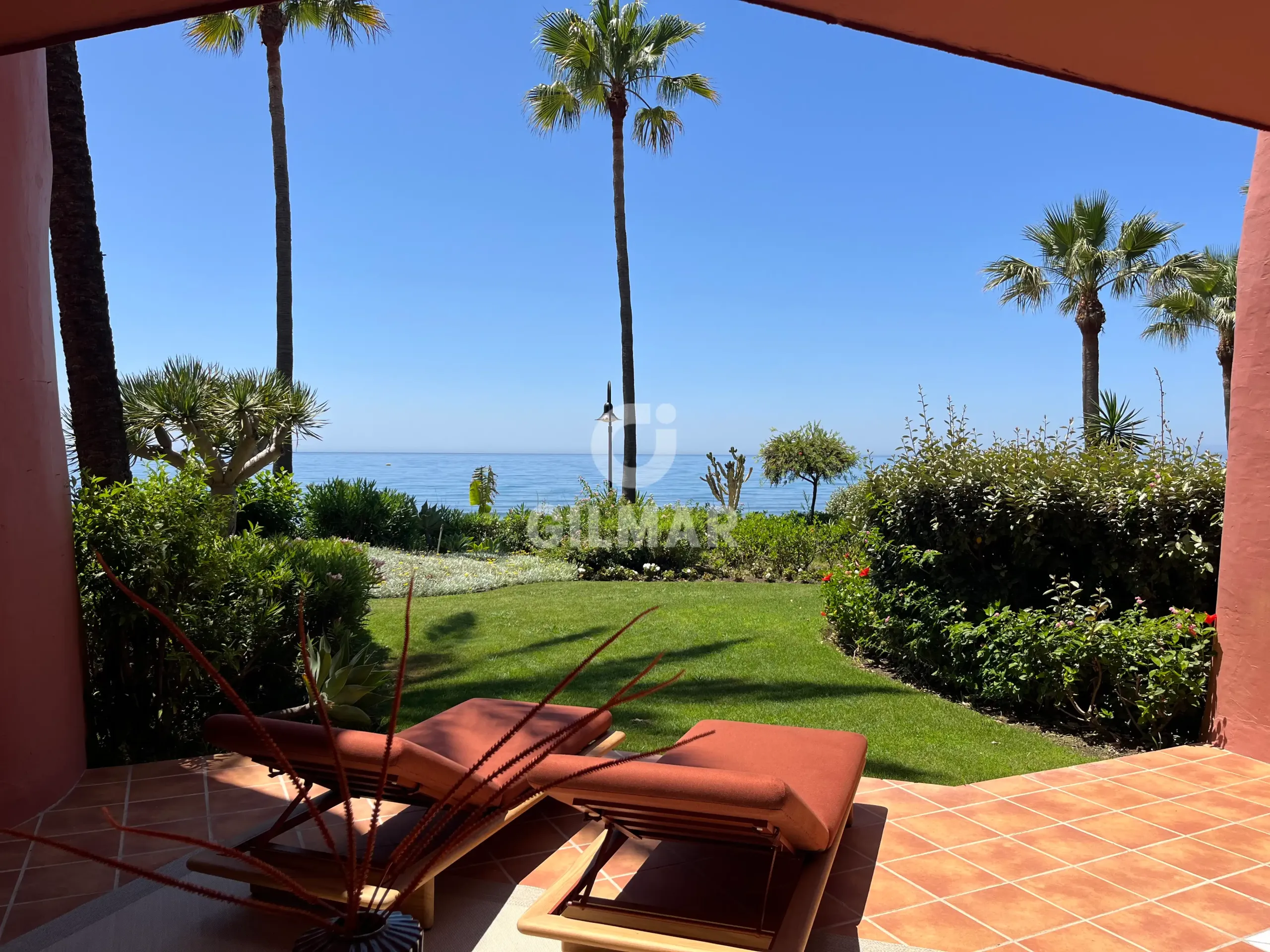 Apartment in Estepona Este - Málaga