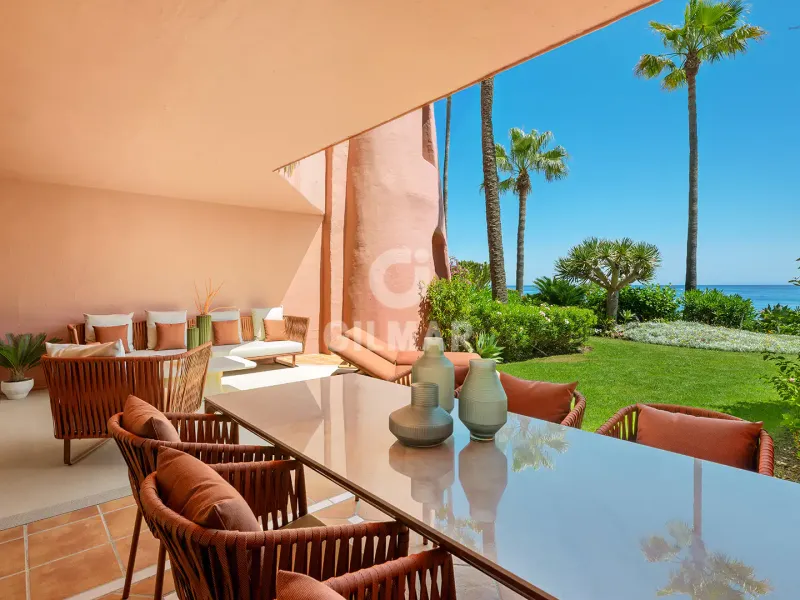 Apartment in Estepona Este - Málaga