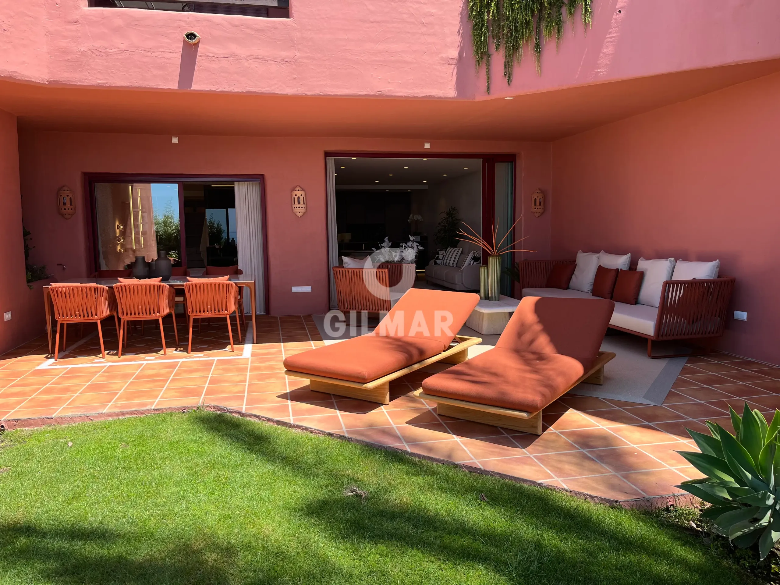 Apartment in Estepona Este - Málaga