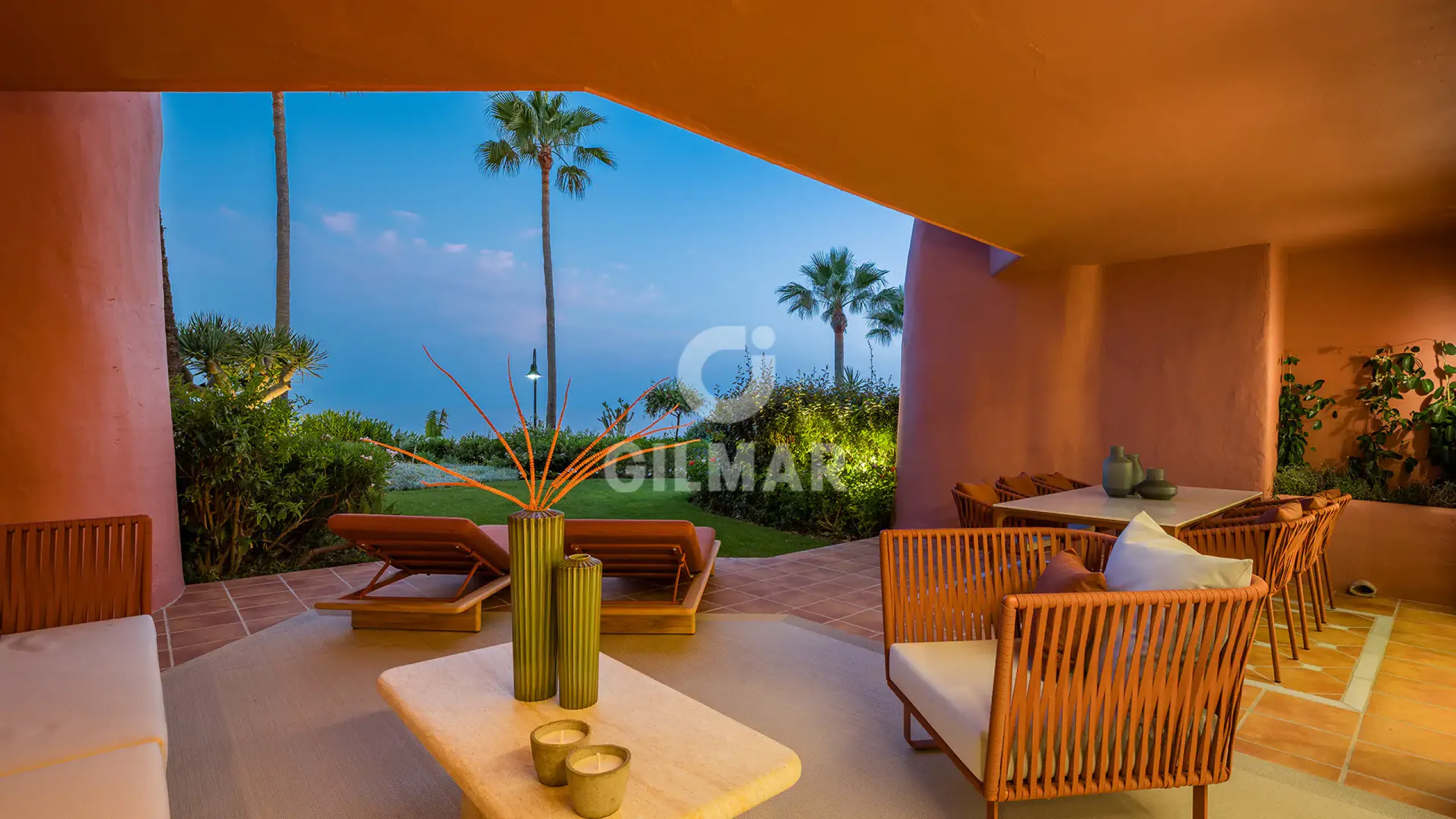 Apartment in Estepona Este - Málaga