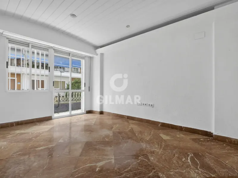 Piso en Los Remedios - Sevilla
