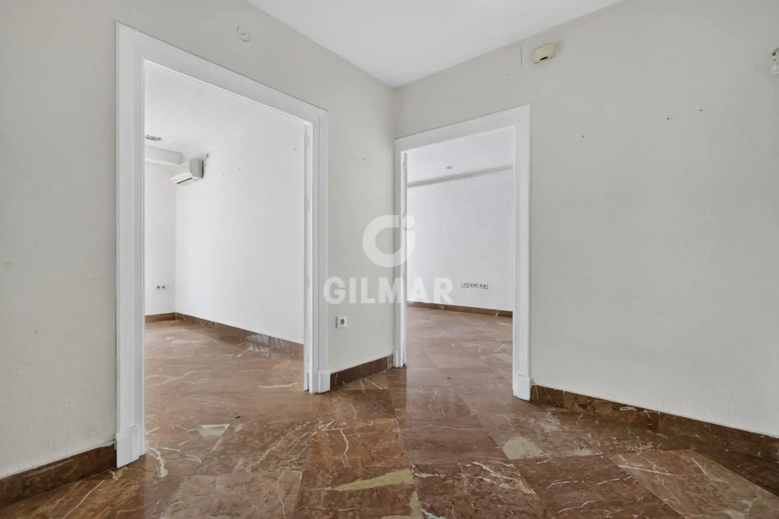 Piso en Los Remedios - Sevilla
