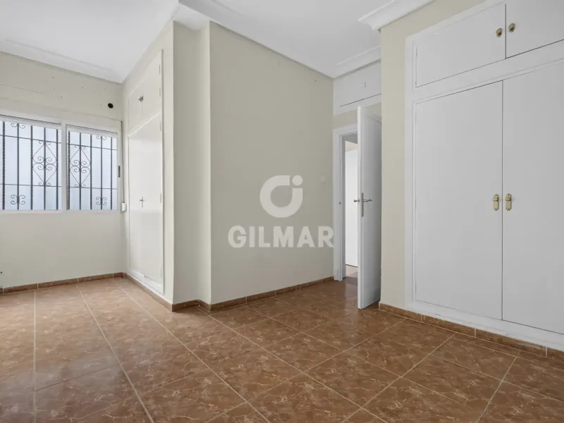 Piso en Los Remedios - Sevilla
