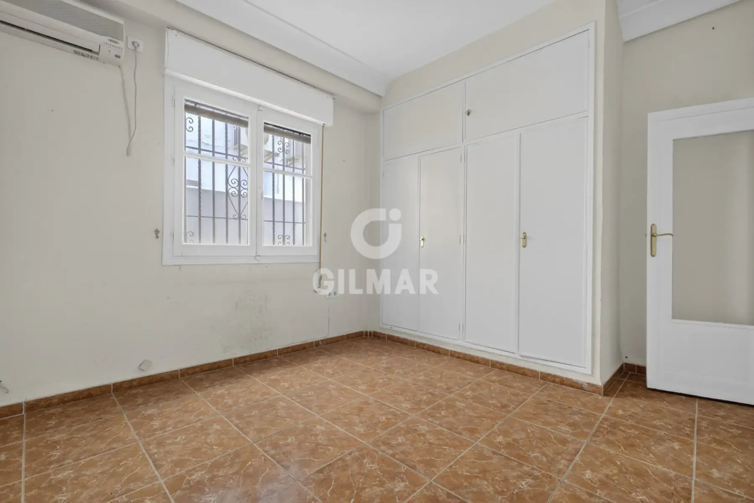 Piso en Los Remedios - Sevilla