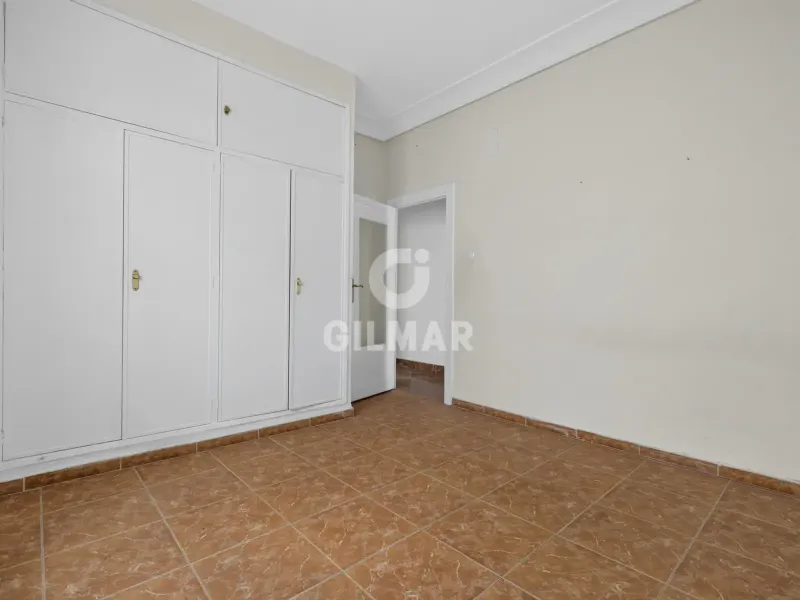 Piso en Los Remedios - Sevilla