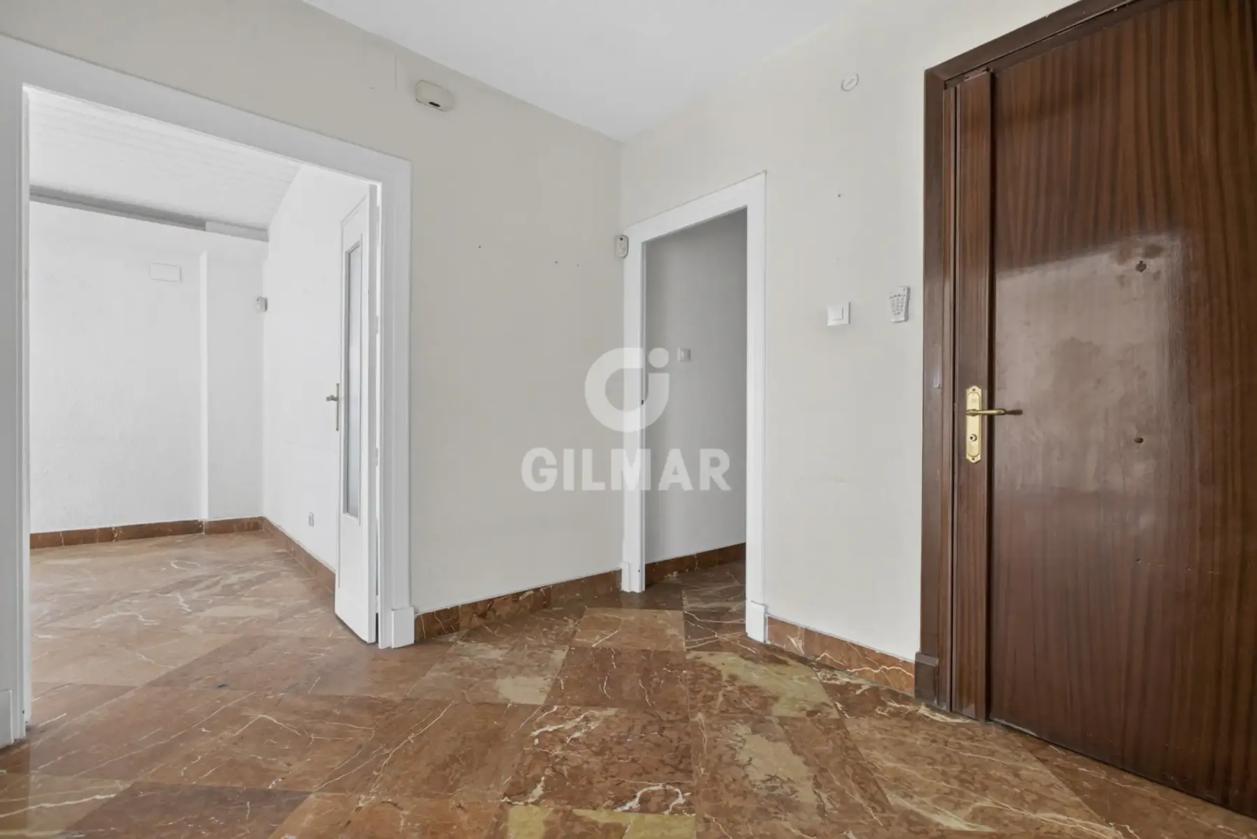 Piso en Los Remedios - Sevilla