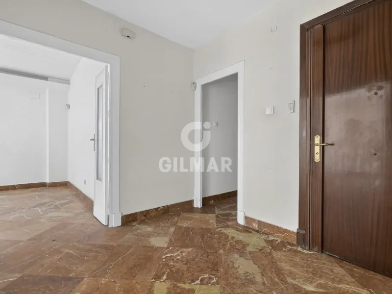 Piso en Los Remedios - Sevilla