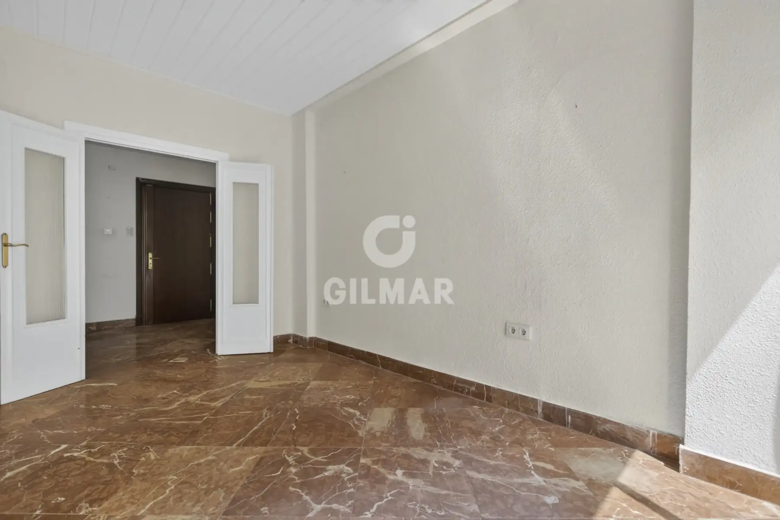 Piso en Los Remedios - Sevilla