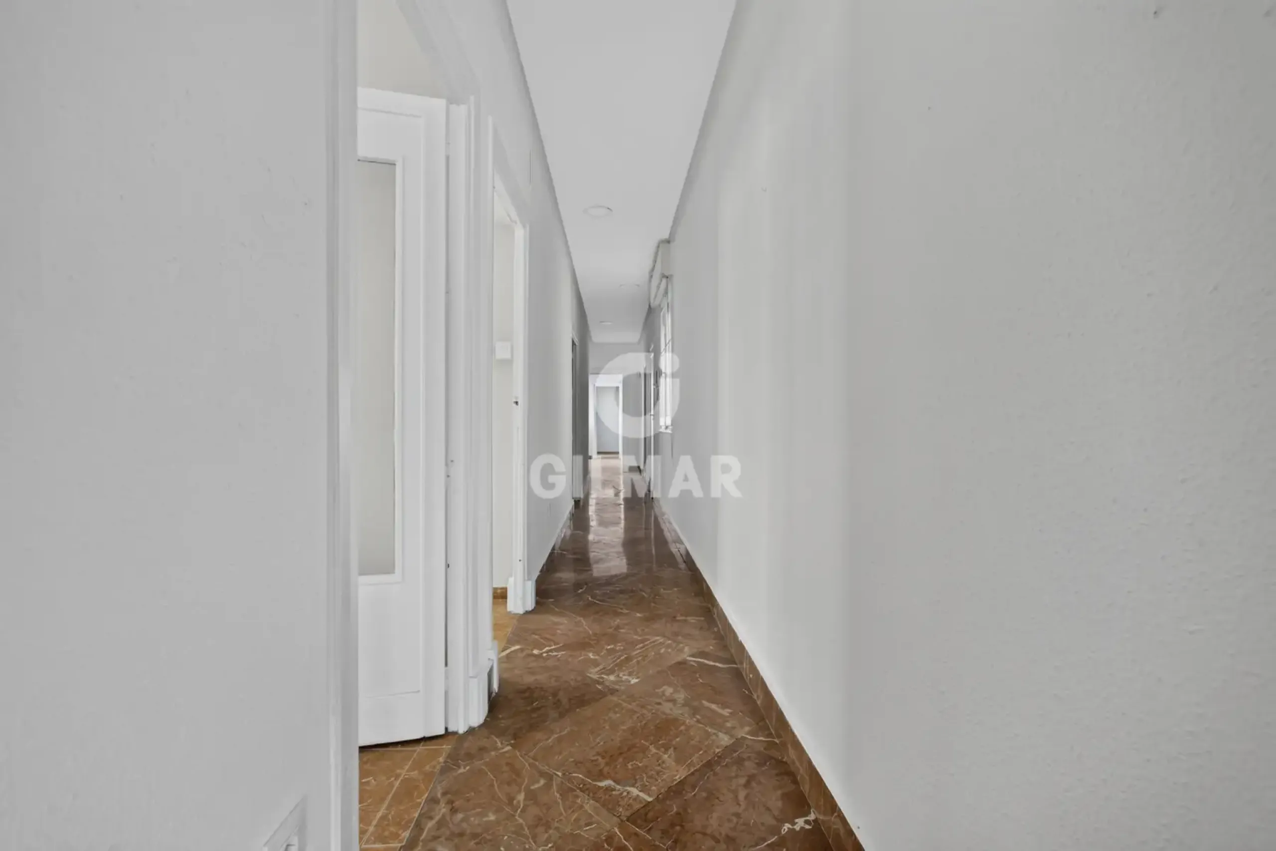 Piso en Los Remedios - Sevilla