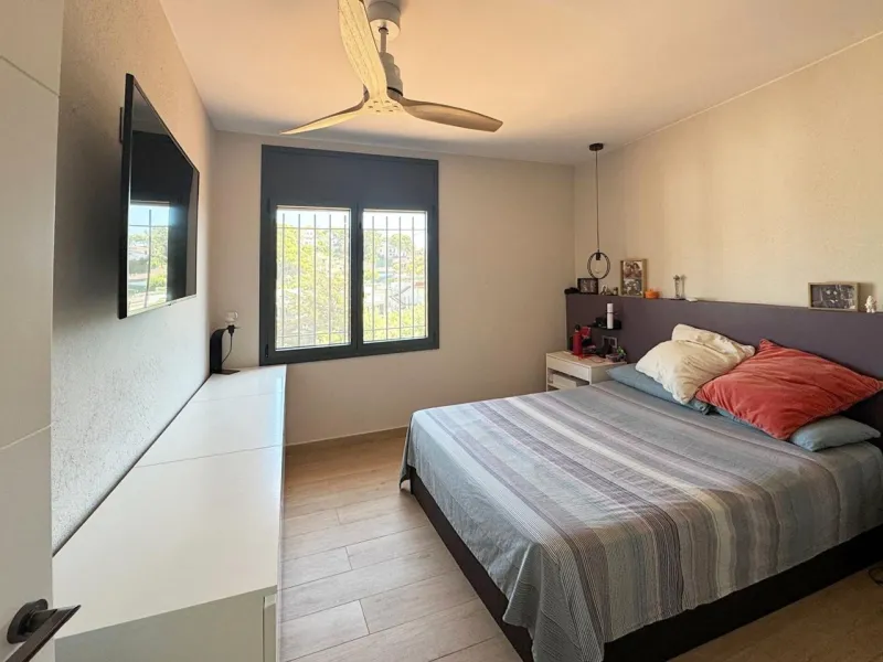 Modern Renovated Villa with Pool in Lloret de Mar, Costa Brava