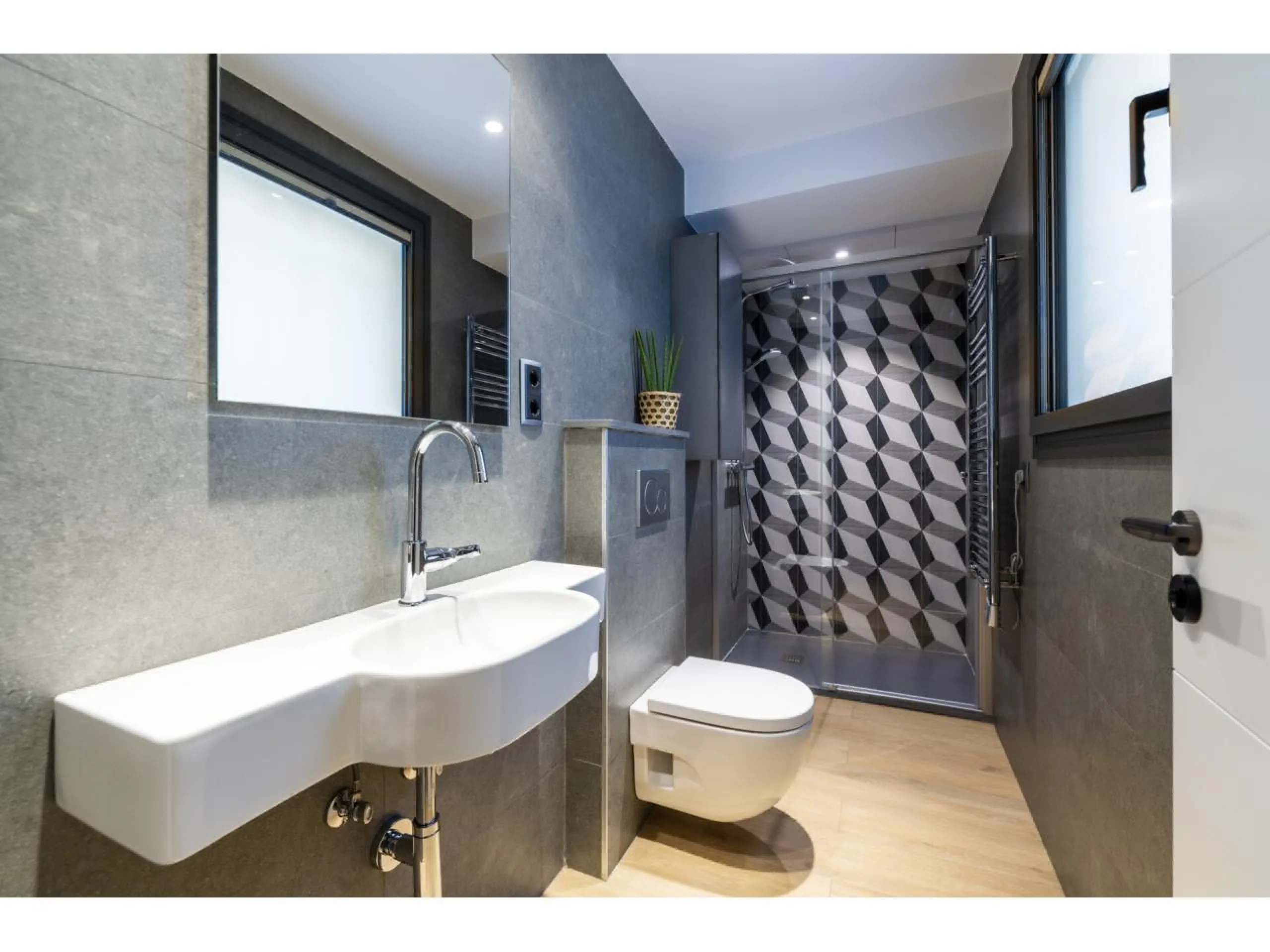 Modern Renovated Villa with Pool in Lloret de Mar, Costa Brava