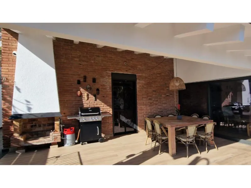 Modern Renovated Villa with Pool in Lloret de Mar, Costa Brava